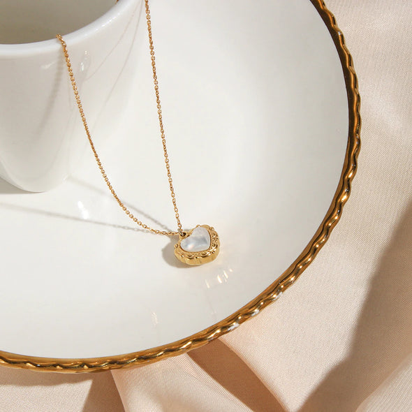 Vintage Heart Necklace "18k Gold Plated"