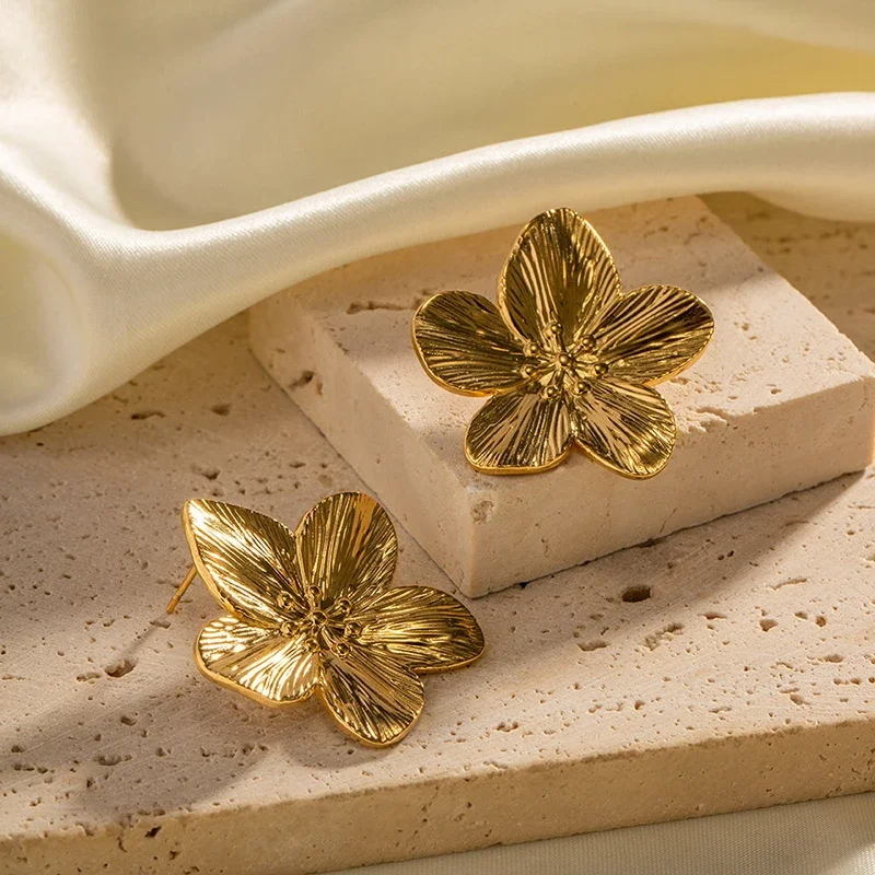 Golden Bloom Earrings