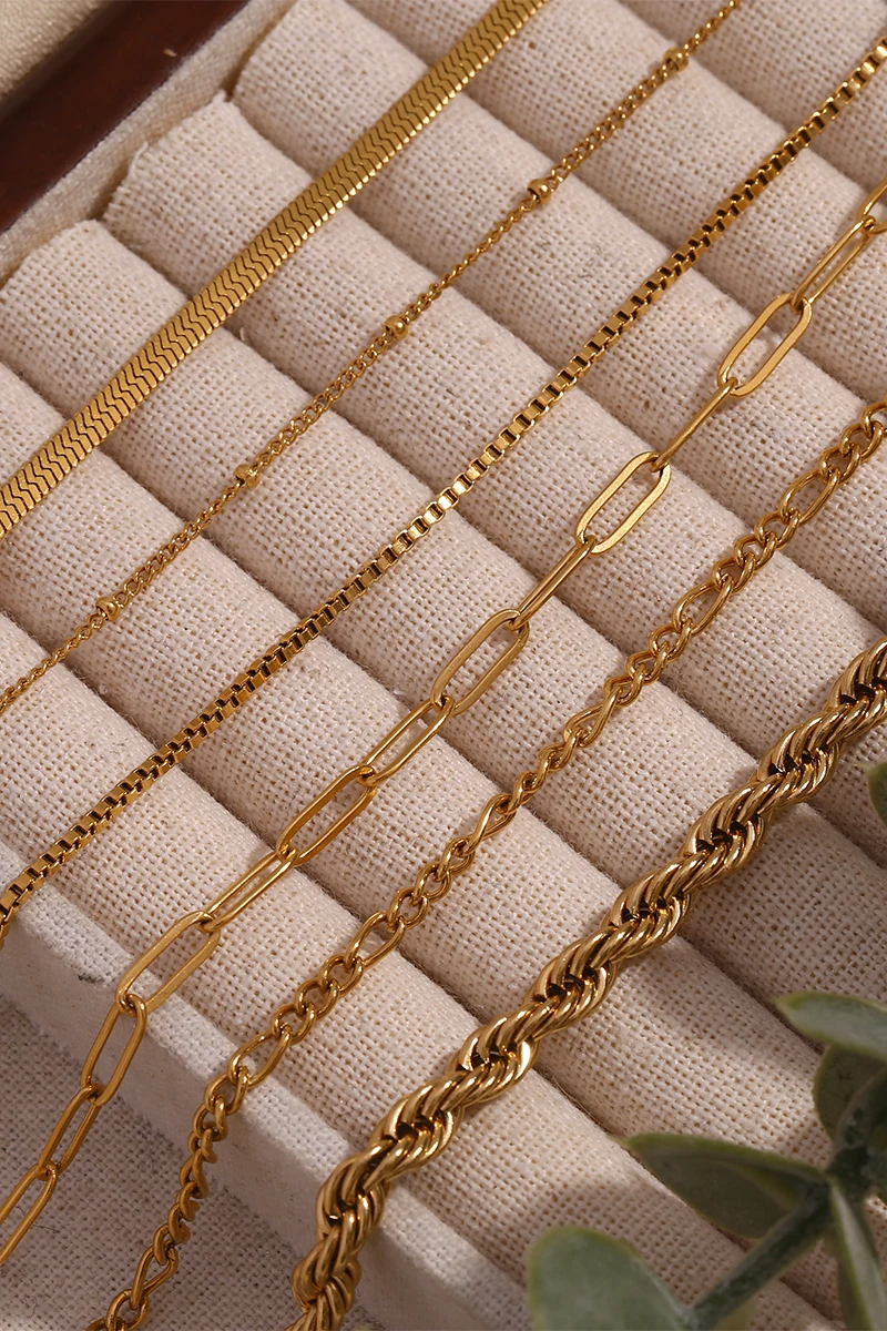 Luxe Gold Bracelet Collection