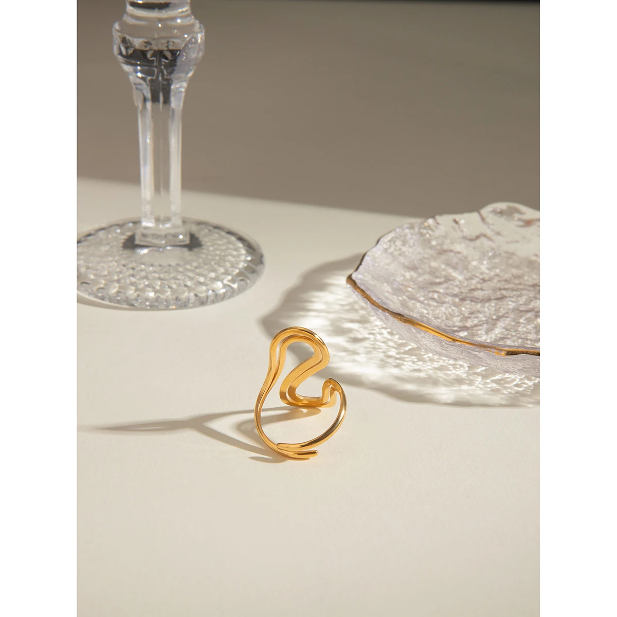 Sway Double Curve Ring