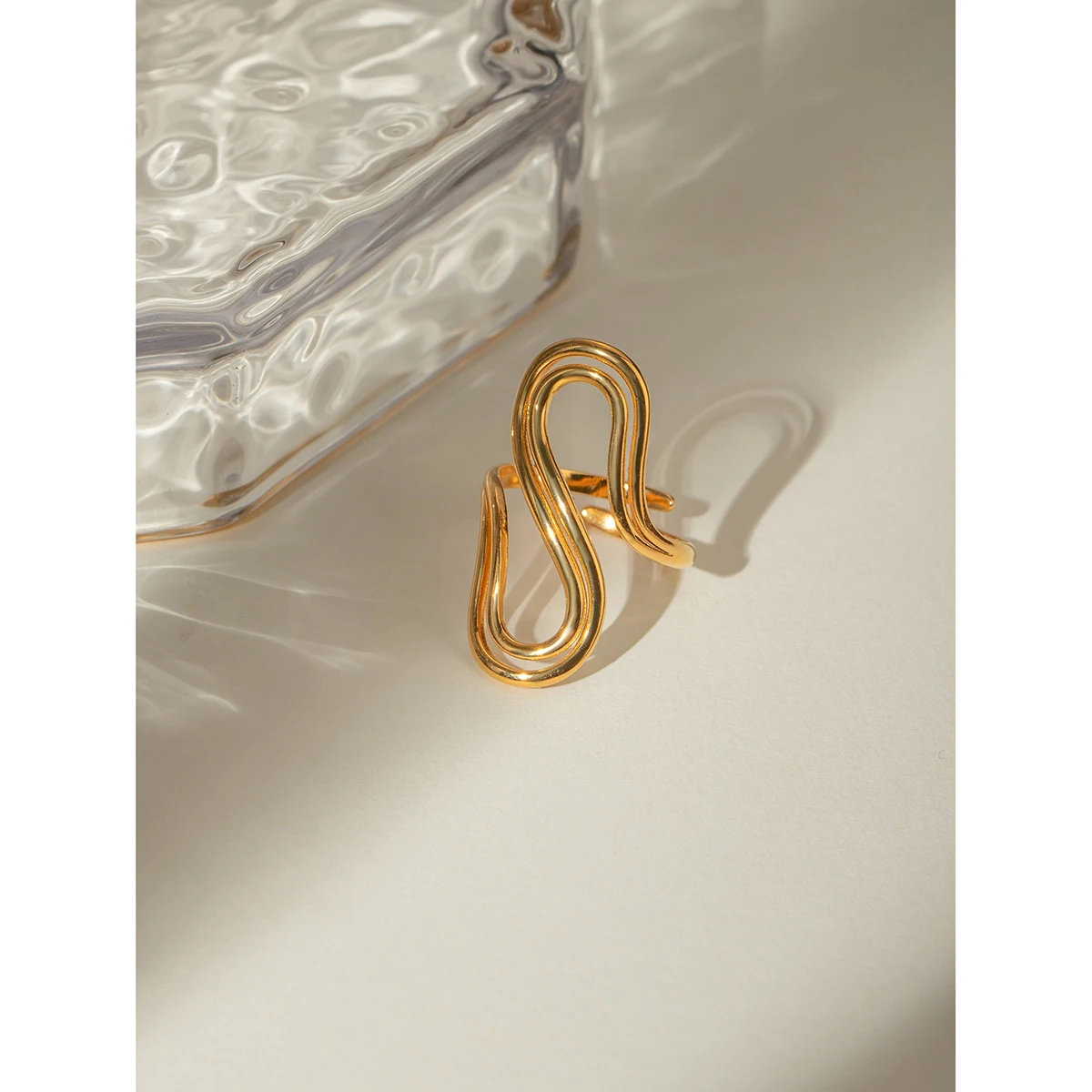 Sway Double Curve Ring