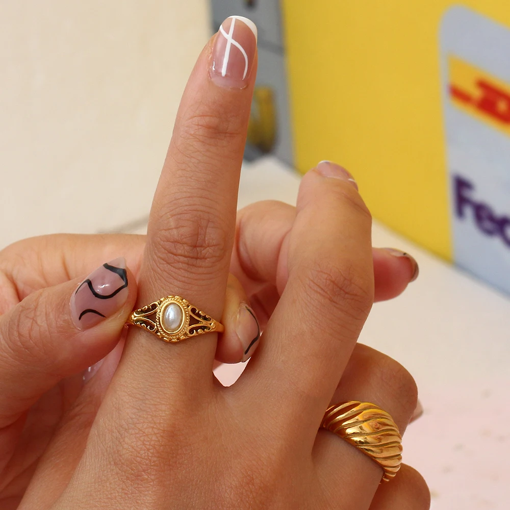 Vintage Pearl Ring