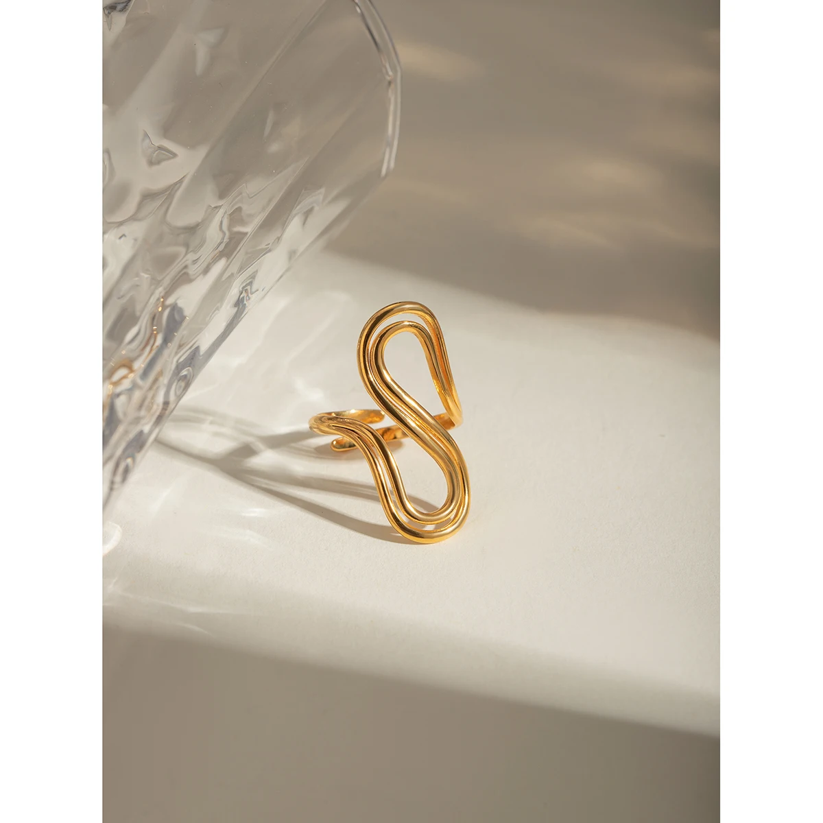Sway Double Curve Ring
