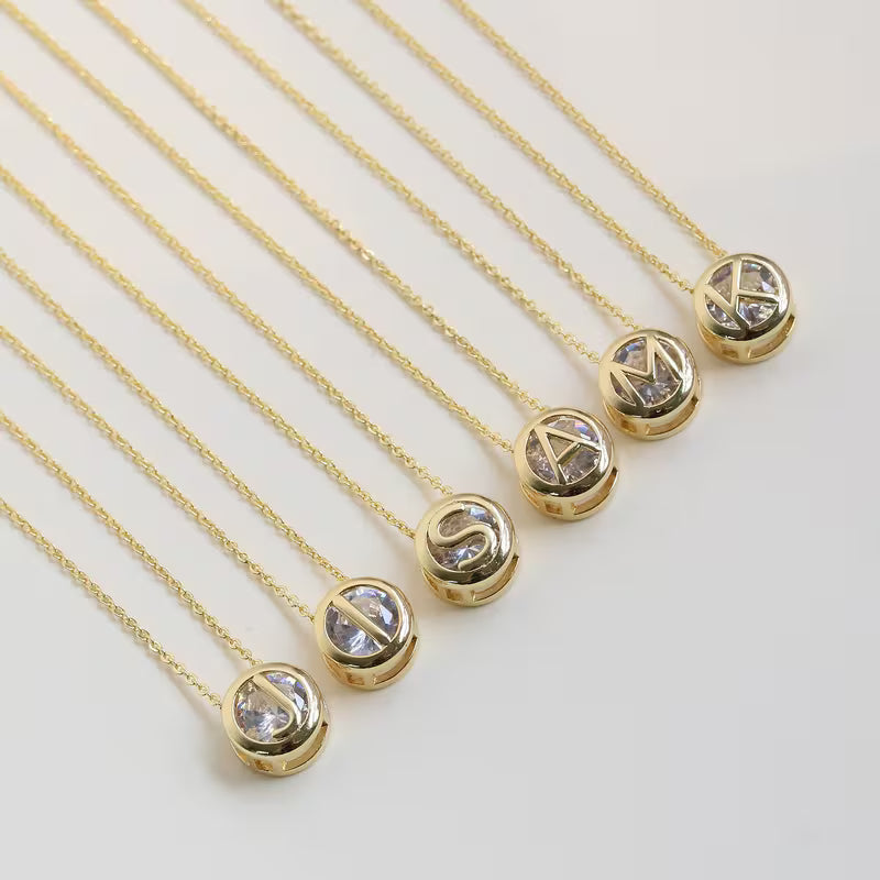 Diamond Disc Initial Necklace '18k Gold Plated'