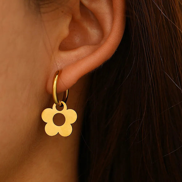 Time To Bloom Floral Earrings '18k Gold Plated'