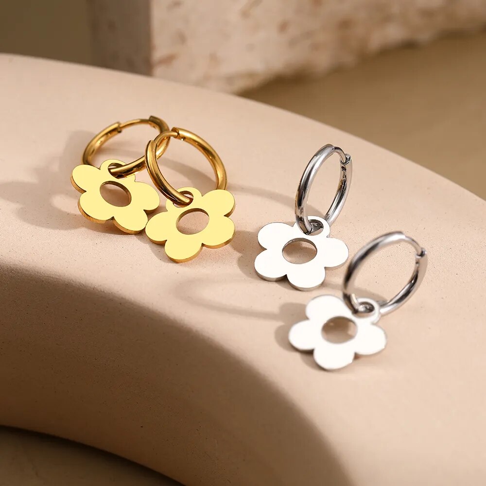 Time To Bloom Floral Earrings '18k Gold Plated'