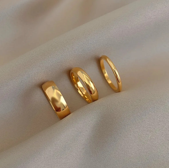 Minimalist Elegance Ring '18k Gold Plated'